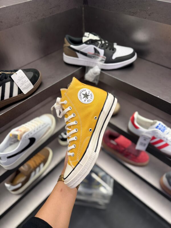 First Copy Converse Chuck 70 Mid Yellow – Premium Showroom Retro Sneakers - Image 3
