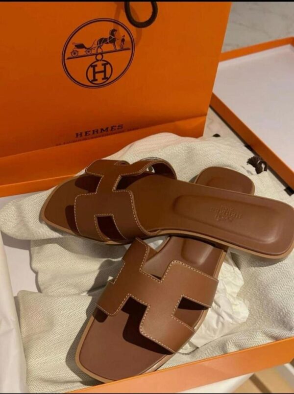 First Copy Hermes Oran Flats in Stock - Image 2