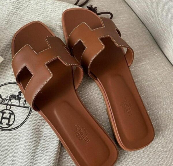 First Copy Hermes Oran Flats in Stock - Image 3