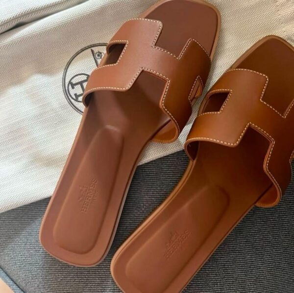 First Copy Hermes Oran Flats in Stock - Image 4