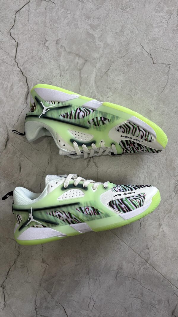 First Copy Jordan Heir Basketball Shoes – High-Performance Court Sneakers - Image 2