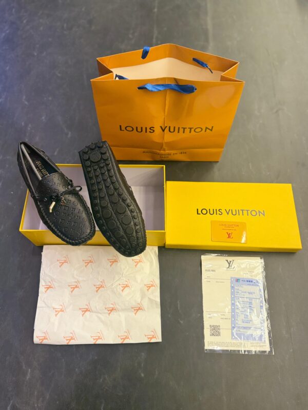 First Copy Louis Vuitton Moccasin White – Premium Designer Loafers for Men