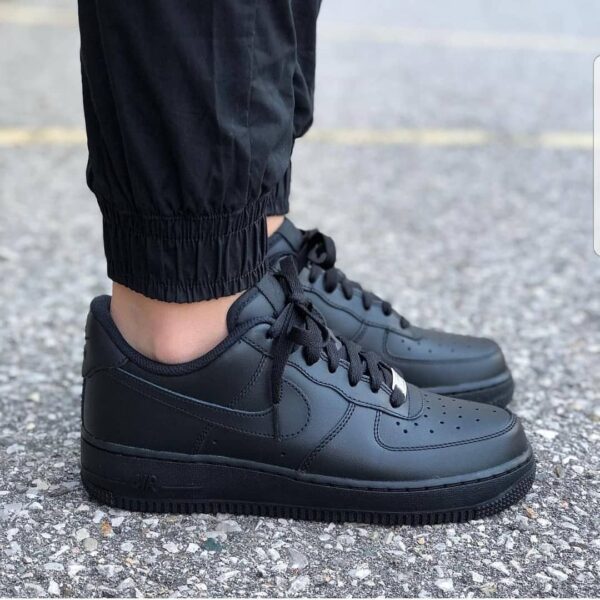 First Copy Nike Air Force 1 – Timeless Streetwear Icon - Image 2