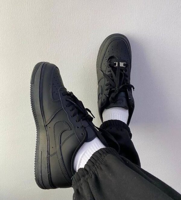 First Copy Nike Air Force 1 – Timeless Streetwear Icon - Image 4
