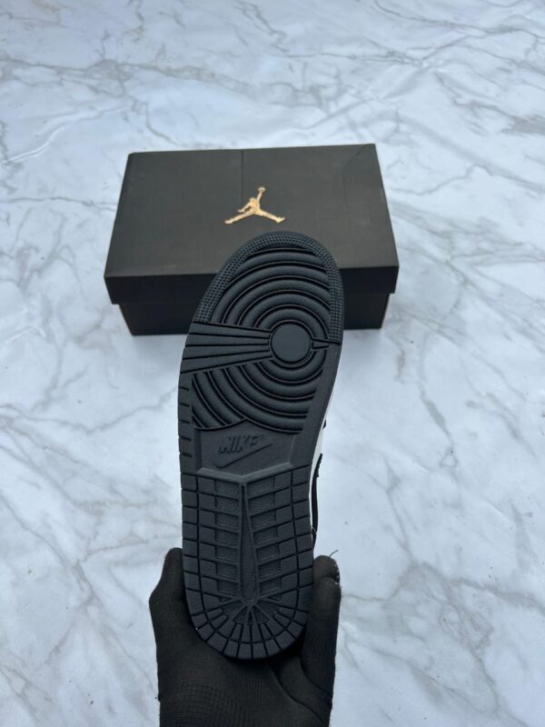 First Copy Nike Air Jordan 1 Low “Panda” – Premium Quality Sneaker - Image 5