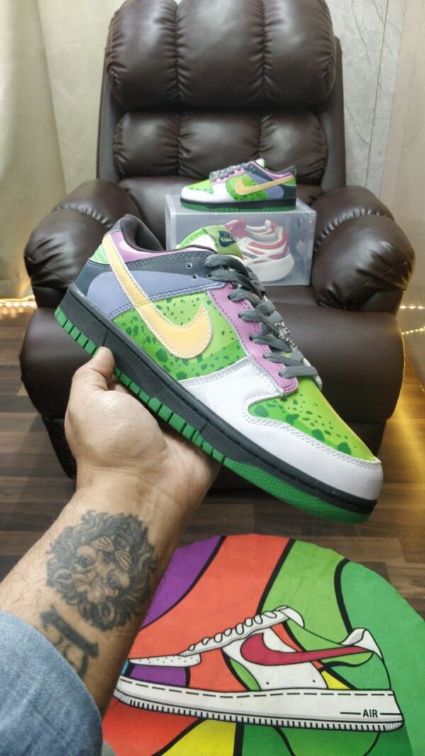 First Copy Nike SB Dunk Sneakers