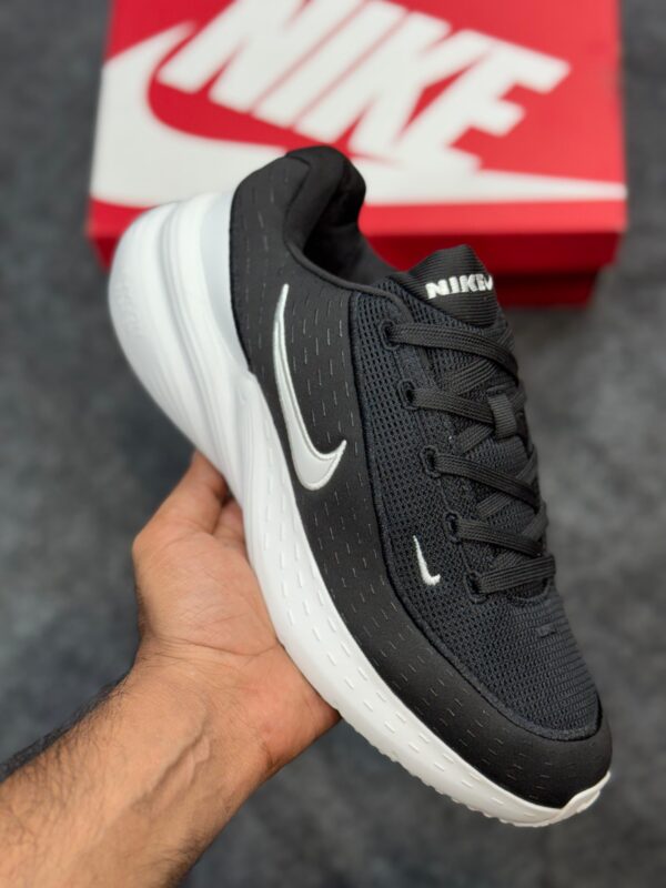First Copy Nike Zoom Uplift 2025 – Premium Sports & Training Sneakers for Men - Image 8