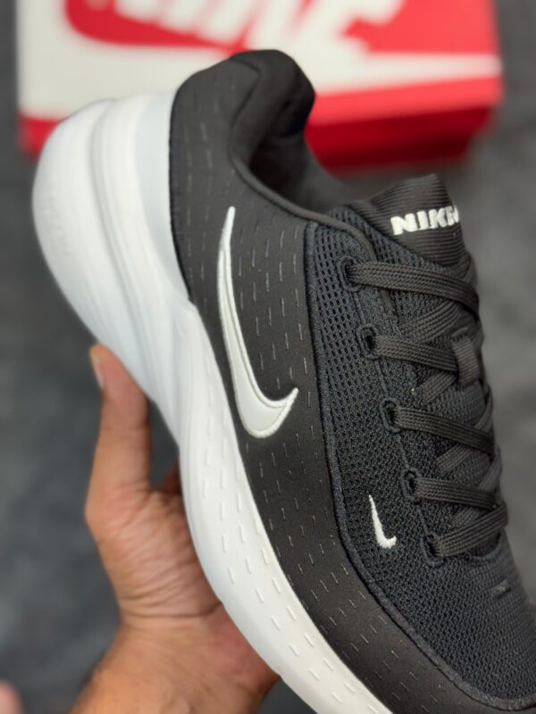 First Copy Nike Zoom Uplift 2025 – Premium Sports & Training Sneakers for Men - Image 5