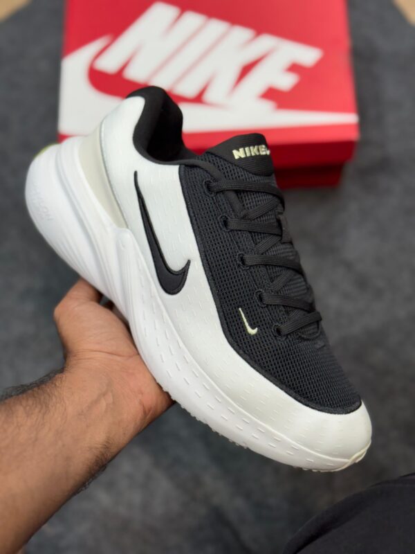 First Copy Nike Zoom Uplift 2025 – Premium Sports & Training Sneakers for Men - Image 2