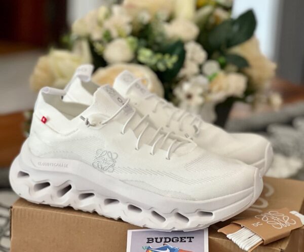 First Copy ON Running CloudTilt Sand – Ultra-Lightweight Comfort