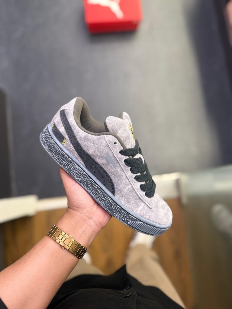 First Copy Puma x Ferrari Suede Sneakers (1)