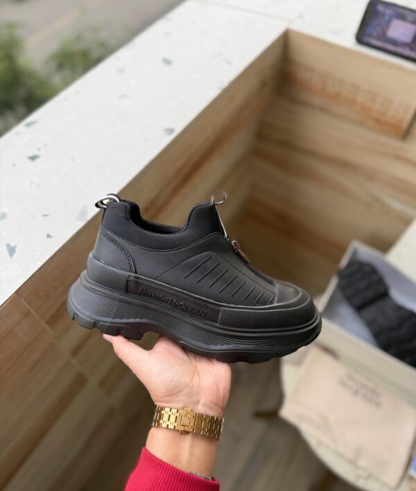 FIRST COPY Alexander McQueen London Triple Black - Image 4