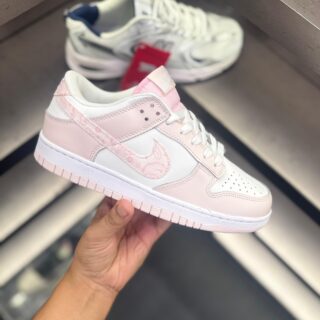 First Copy Nike SB Dunk Pink Paisley