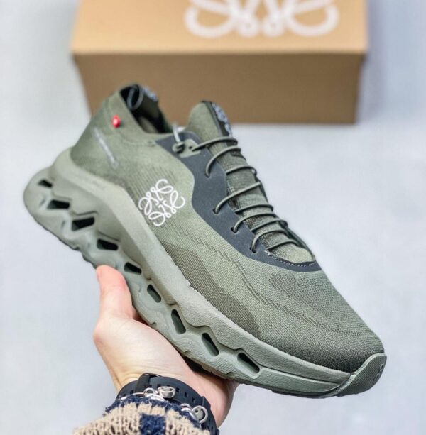 First Copy ON RUNNING X LOEWE Cloudtilt Khaki - Image 5