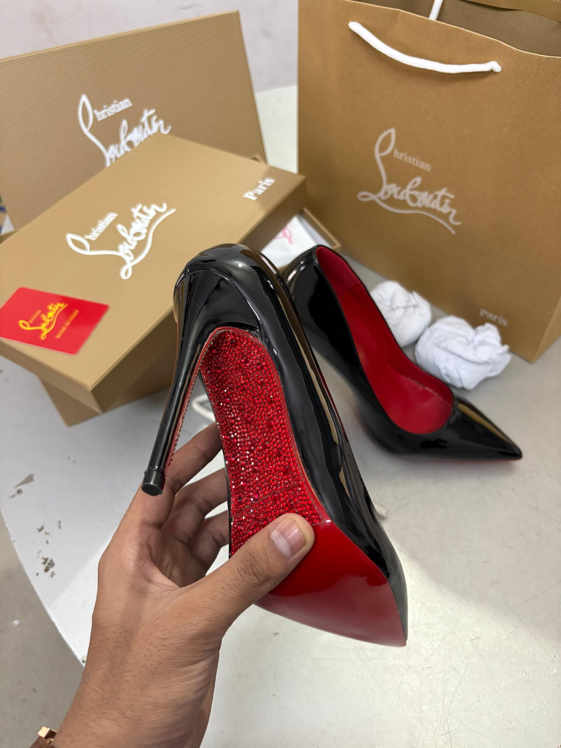 FIRST COPY Christian Louboutin Heels black - Image 3