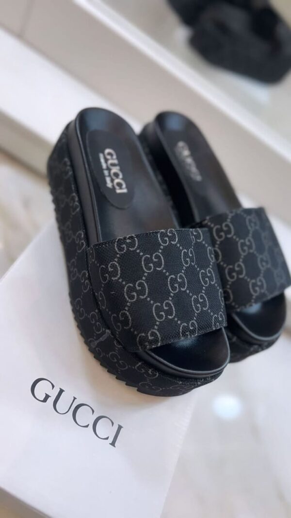 FIRST COPY GUCCI SANDALS FOR WOMAN - Image 2