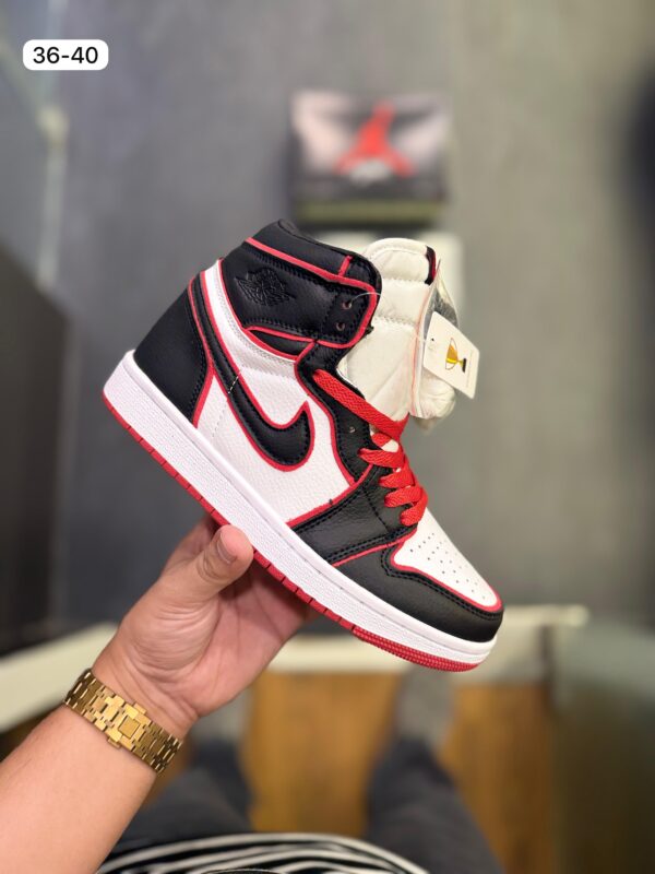 First Copy Air Jordans Retro 1 Mid Bloodline - Image 2