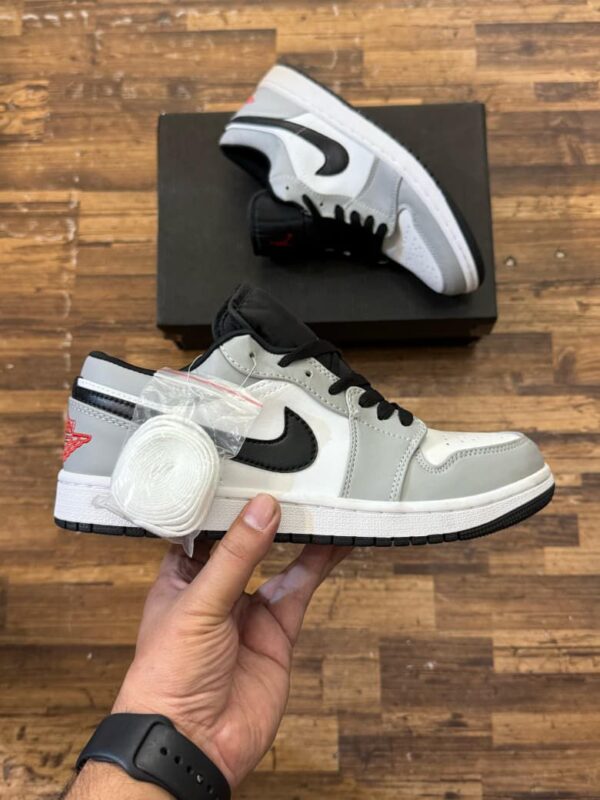 First Copy Nike Air Jordan 1 Sneakers - Image 3