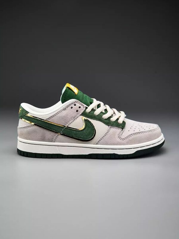 First Copy Nike SB Dunk OTMOS