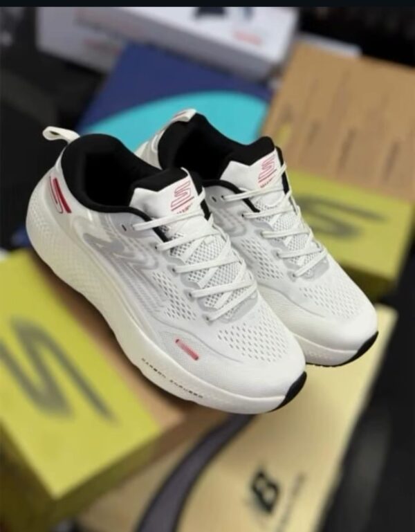 First Copy Skechers Go On Run Shoes for Men - Image 3