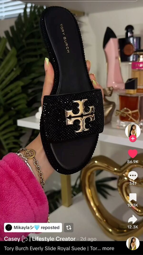 First Copy Tory Burch Everly Slide Sandals Light Black Gold Crystal - Image 4