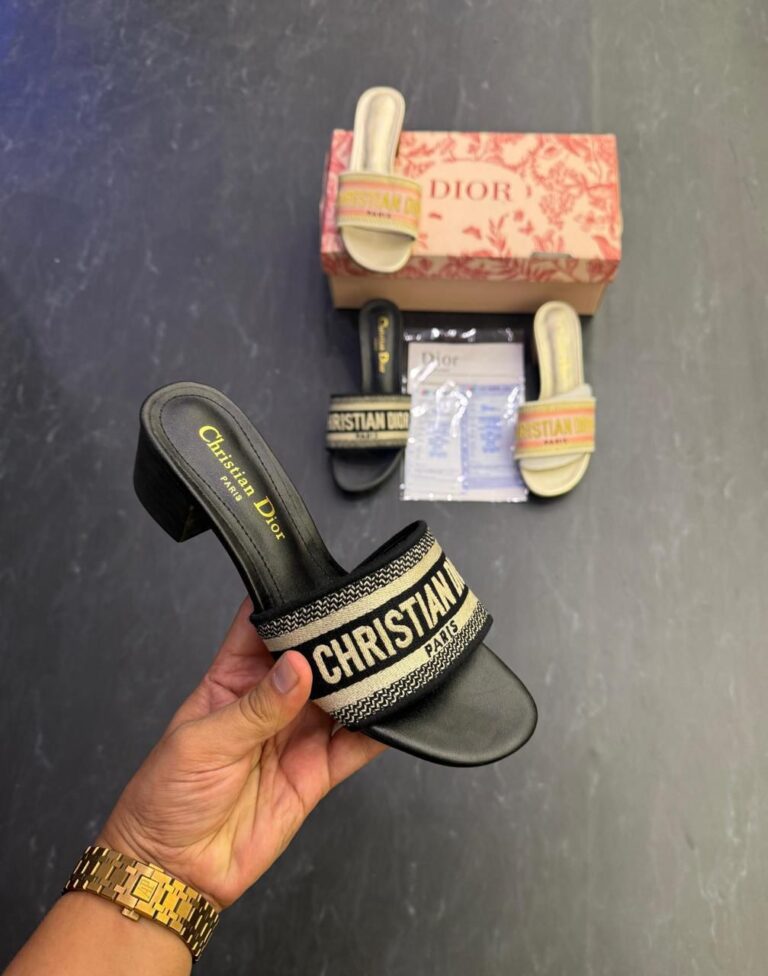 First Copy Dior Block Heels Black & White (2)