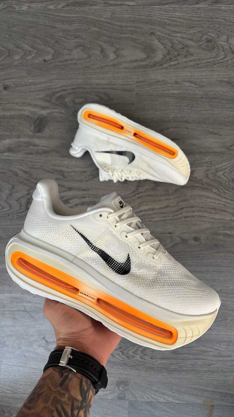 First Copy Nike Vomero Premium Shoes (3)