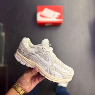 First Copy Nike Zoom Vomero Platinum