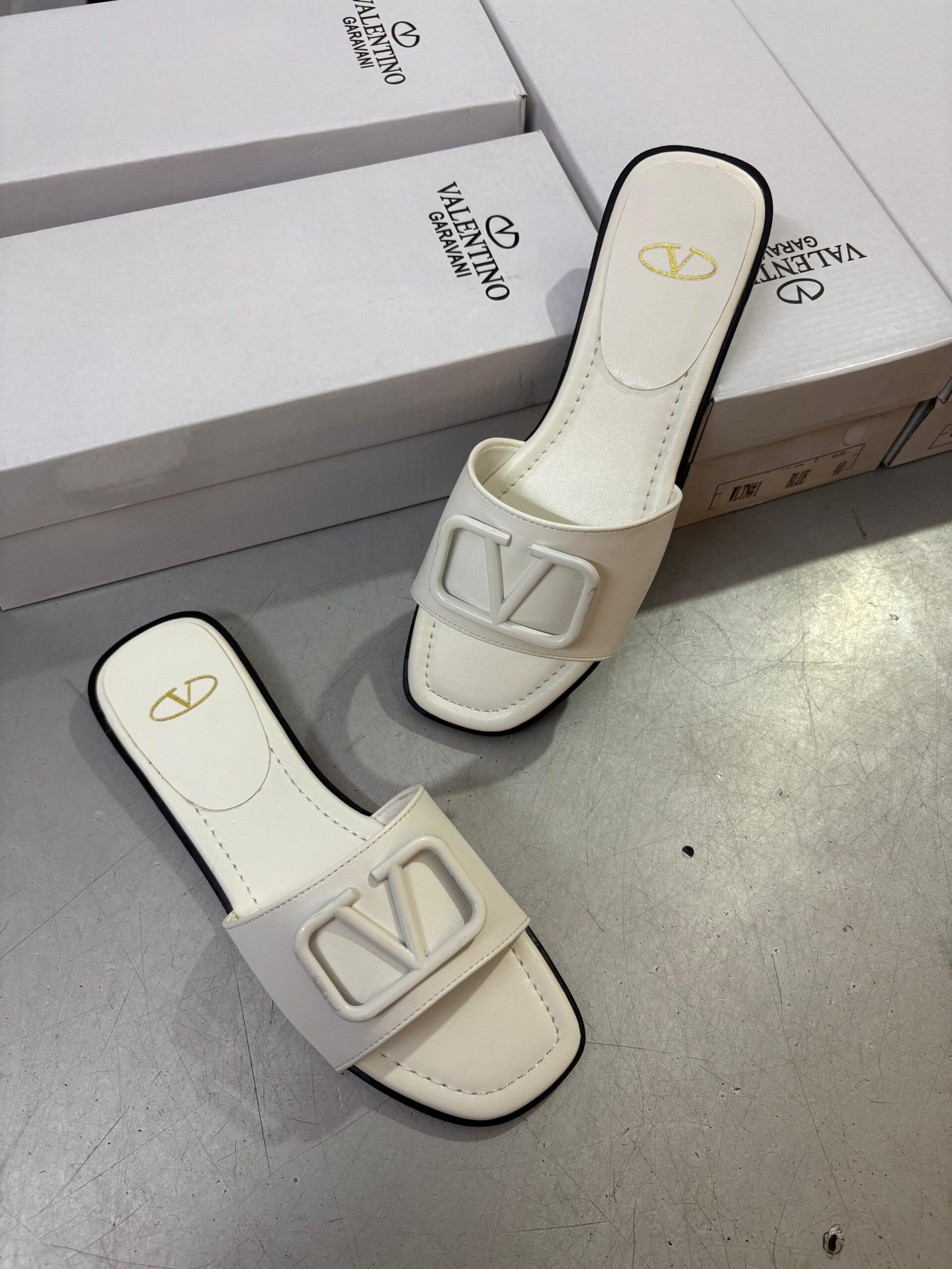 First Copy Valentino Flats for Women – Luxury Design, Imported Quality - Image 8