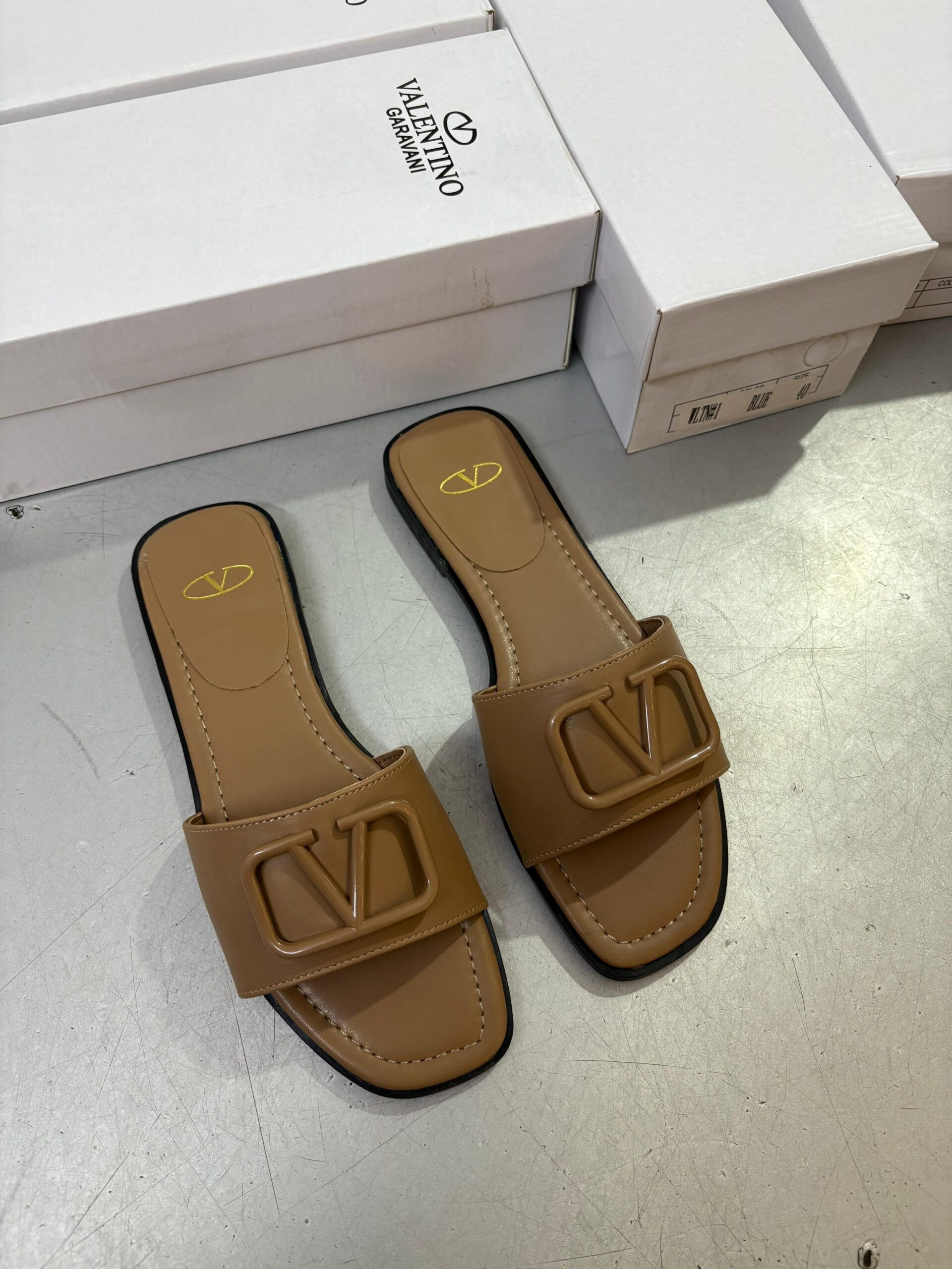 First Copy Valentino Flats for Women – Luxury Design, Imported Quality - Image 3